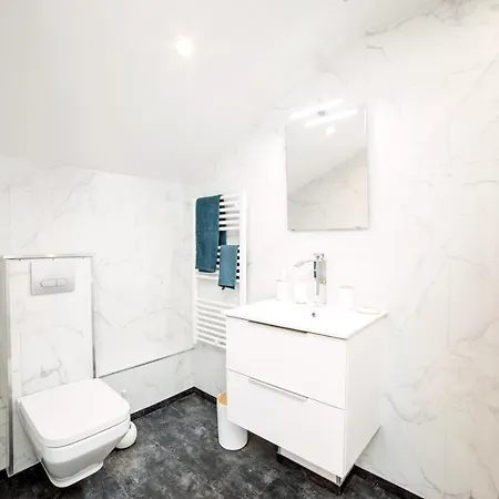 Le Grand Dupont Du Parc Ste-marie - Insolites *