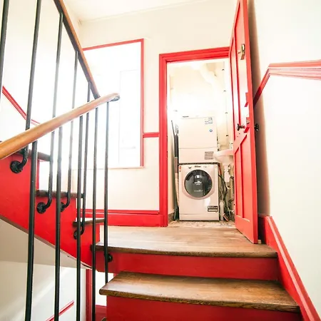 Le Grand Dupont Du Parc Ste-marie - Insolites *