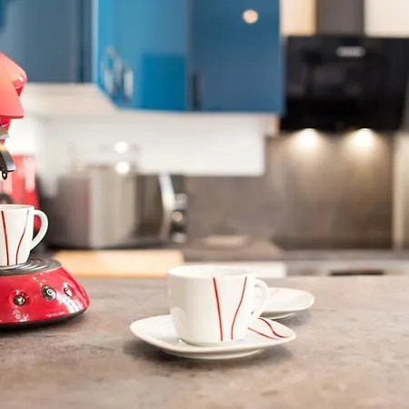 Le Grand Dupont Du Parc Ste-marie - Insolites