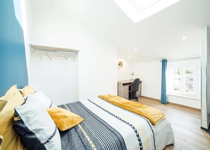 Le Grand Dupont Du Parc Ste-marie - Insolites